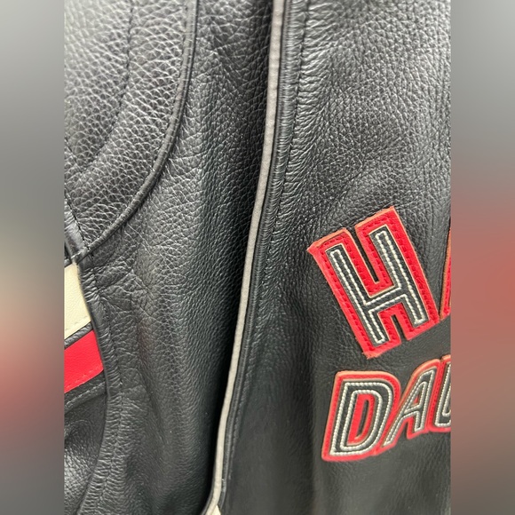 Harley-Davidson Black, Red, and White Leather Jacket - Picture 14 of 16